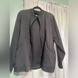 Healing Hands Dakota zip front scrub jacket. NWOT. Size XL.